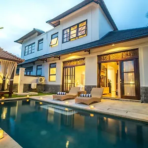 https://vandana-villa-jimbaran.hotelsseminyak.net